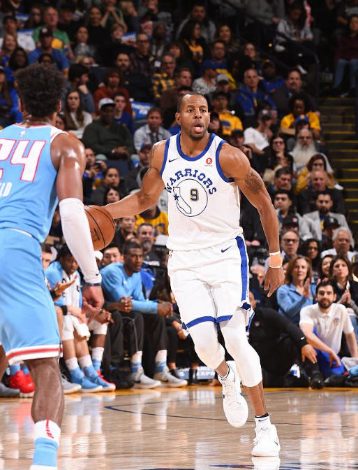 从功勋主帅到“江湖骗子”，他带走了中国足球的