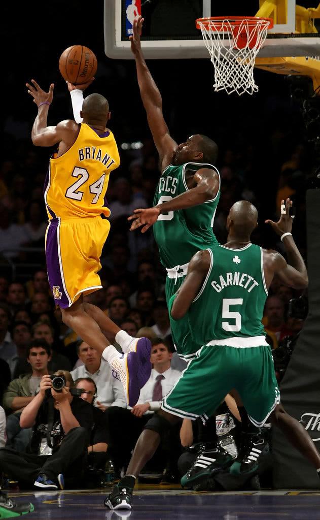 金融专家：曼联冬窗即使不出售球员，仍能有1亿欧预算