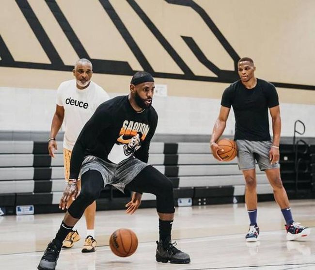 勇士是否浪费了一个名额给斯潘塞？