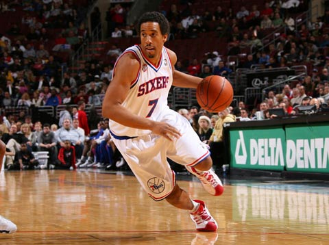 博主：阿方索·戴维斯已回归拜仁合练，有望入选本轮欧冠名单