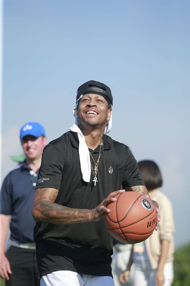 实至名归！阿尔瓦雷斯当选本轮欧冠最佳球员