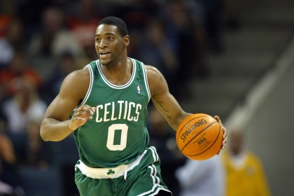 CBA“榜首大战”再上演 广厦力争主场“双杀”山西