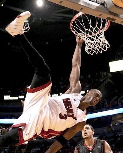 2018 荣誉告别：德州游骑兵宣布退役贝尔特雷（Adrian Beltre）的 29 号球衣